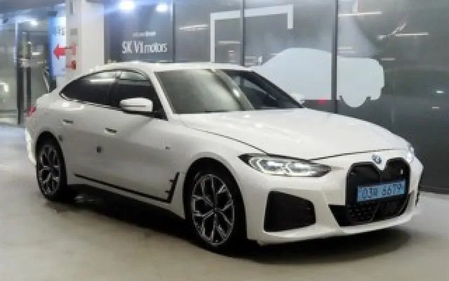 수원믿을수있는중고자동차 i4 eDrive 40 매물 사진 1 - 2022/08 107,518km