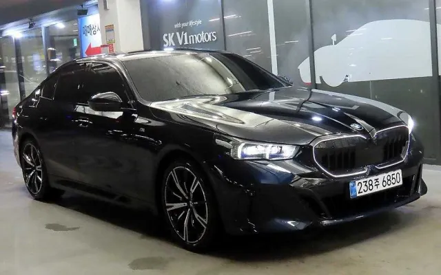 수원믿을수있는중고자동차 5시리즈 (G60) 530i xDrive 매물 사진 3 - 2025/03 30,255km