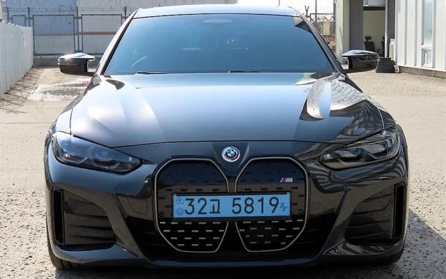 수원믿을수있는중고자동차 i4 M50 매물 사진 18 - 2023/02 90,732km